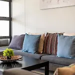 2 Bedroom - Nightlife Explorer